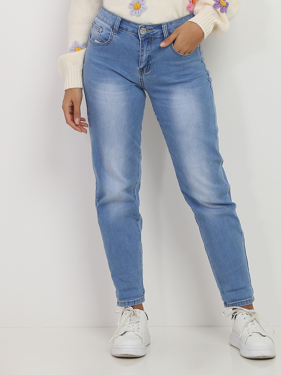 Jeans con lavaggio dritto image number 0