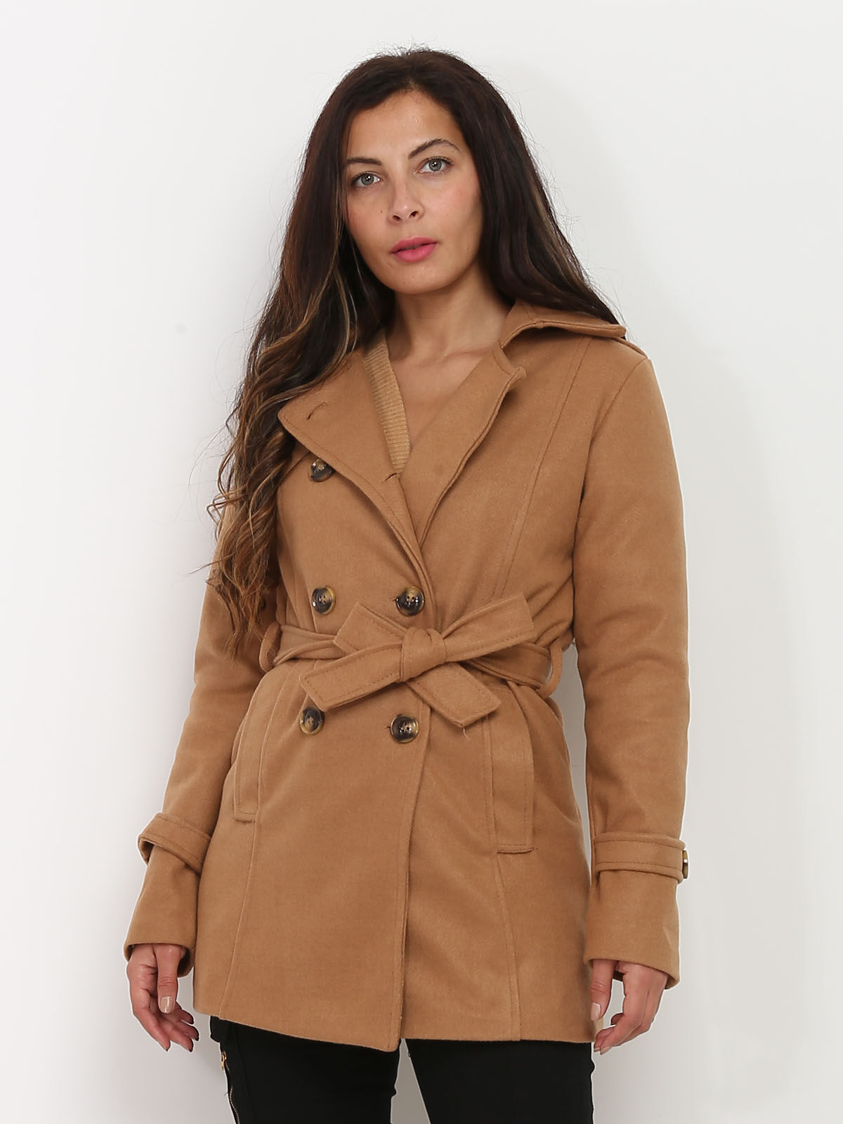 Manteau camel court femme sale