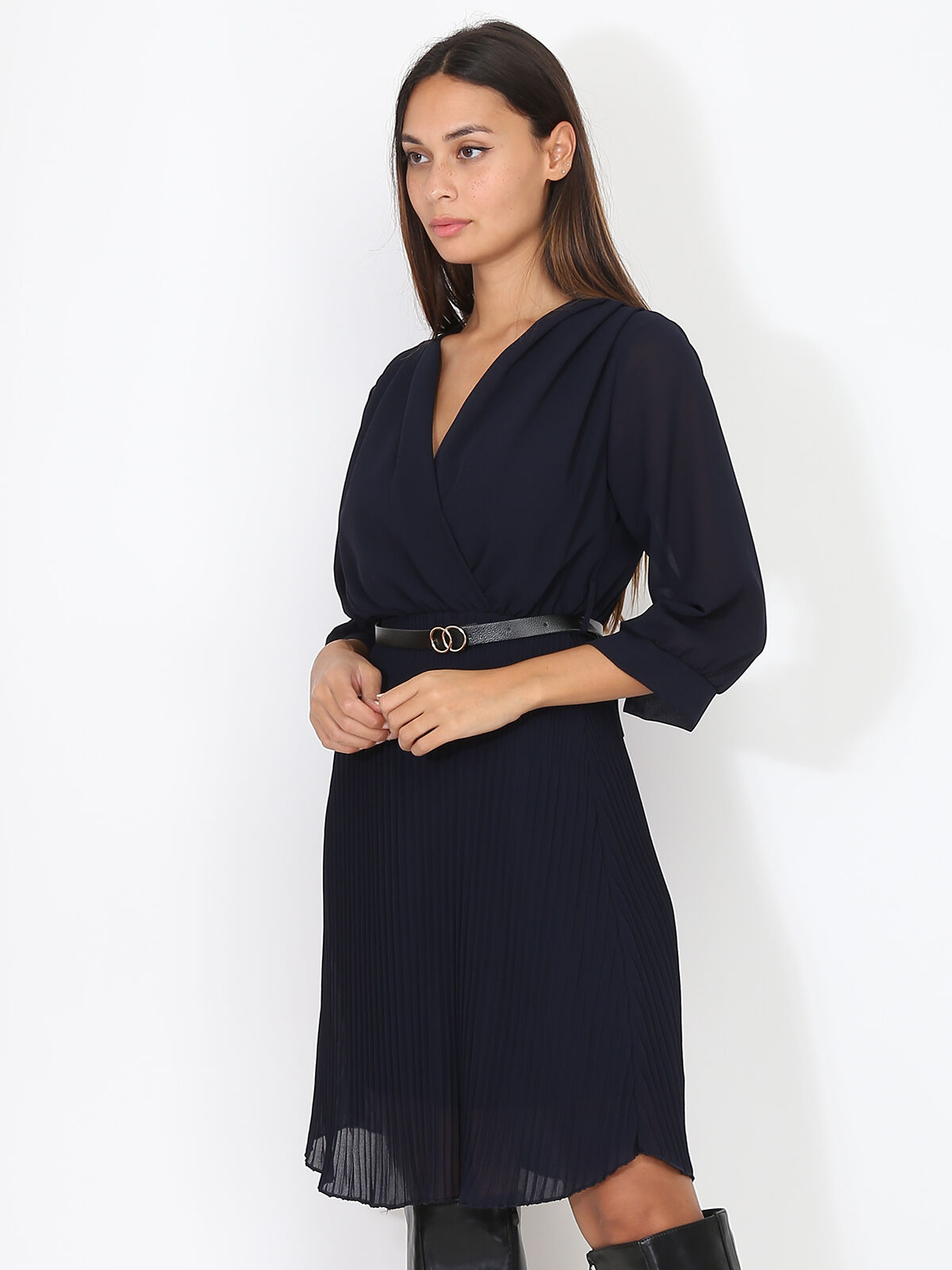 Robe cache coeur online plissée