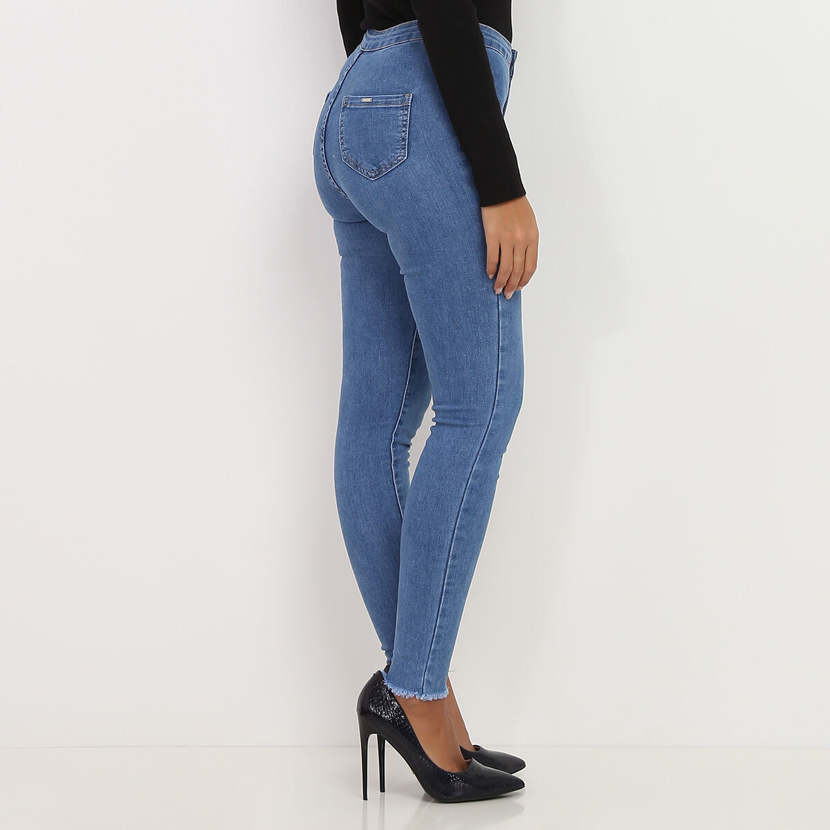 Jean sculptant taille discount haute