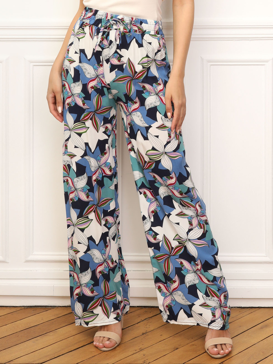 Fluid pants with graphic floral pattern image number 0