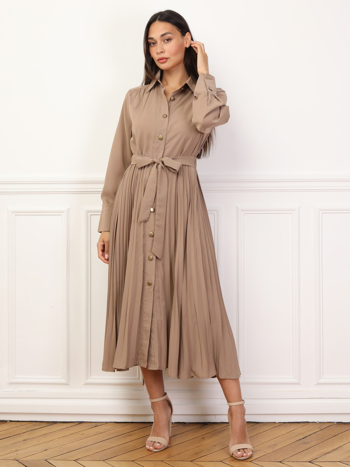 Robe chemise plissée sale